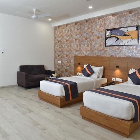 Comfort Inn , Statue Of Unity Kevadia Экстерьер фото