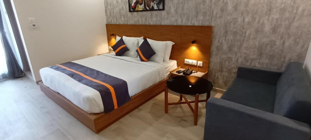 Comfort Inn , Statue Of Unity Kevadia Экстерьер фото