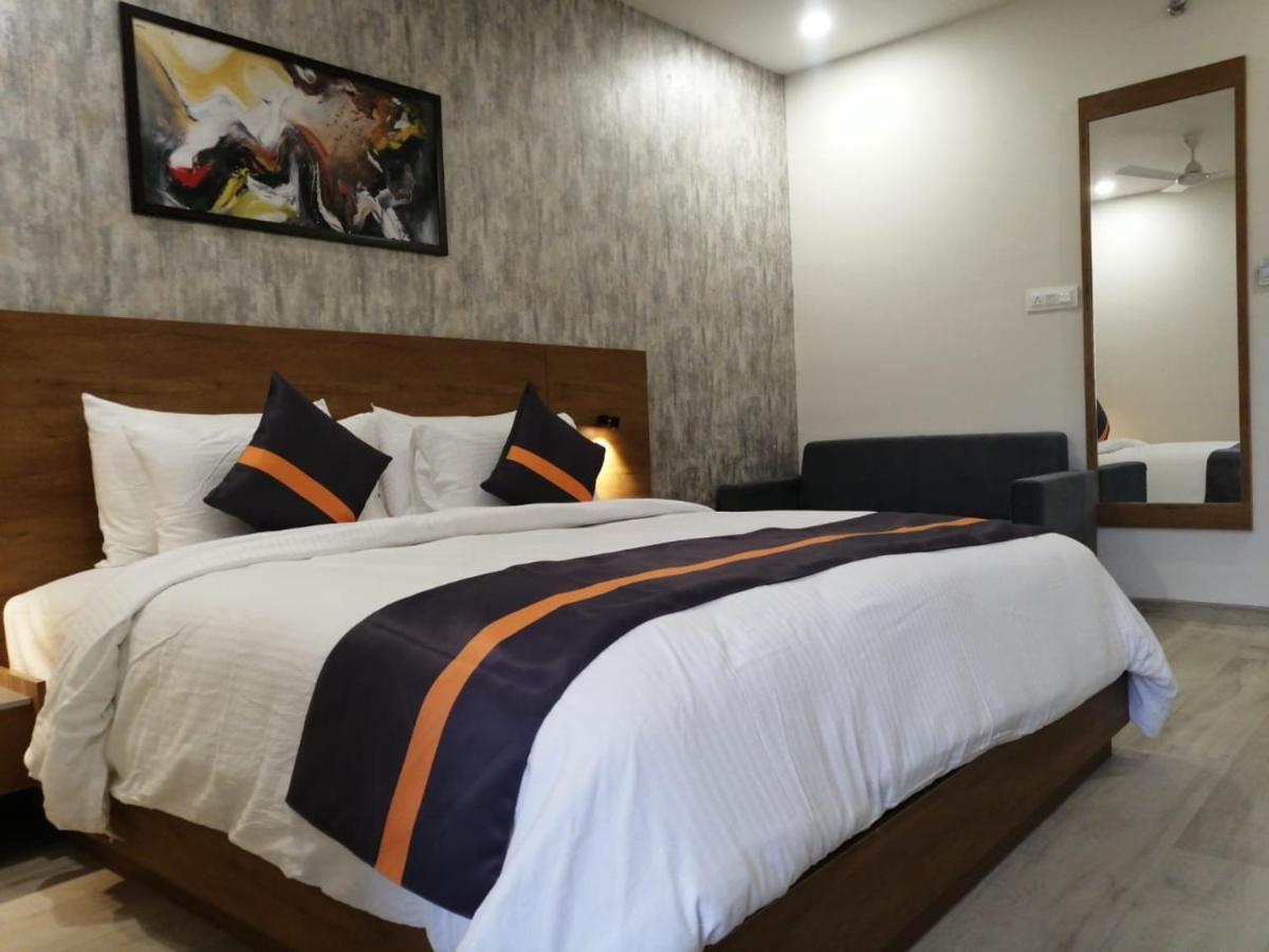 Comfort Inn , Statue Of Unity Kevadia Экстерьер фото