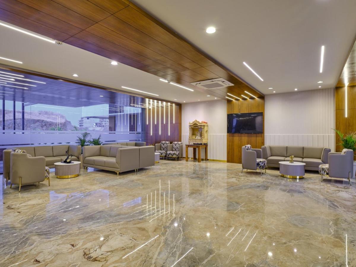 Comfort Inn , Statue Of Unity Kevadia Экстерьер фото